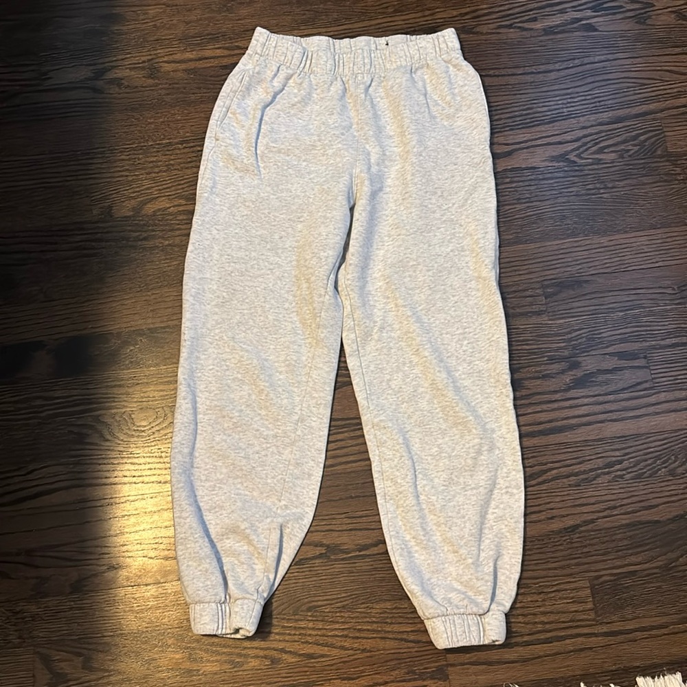 Light Heather Gray Hollister Sweatpants size S